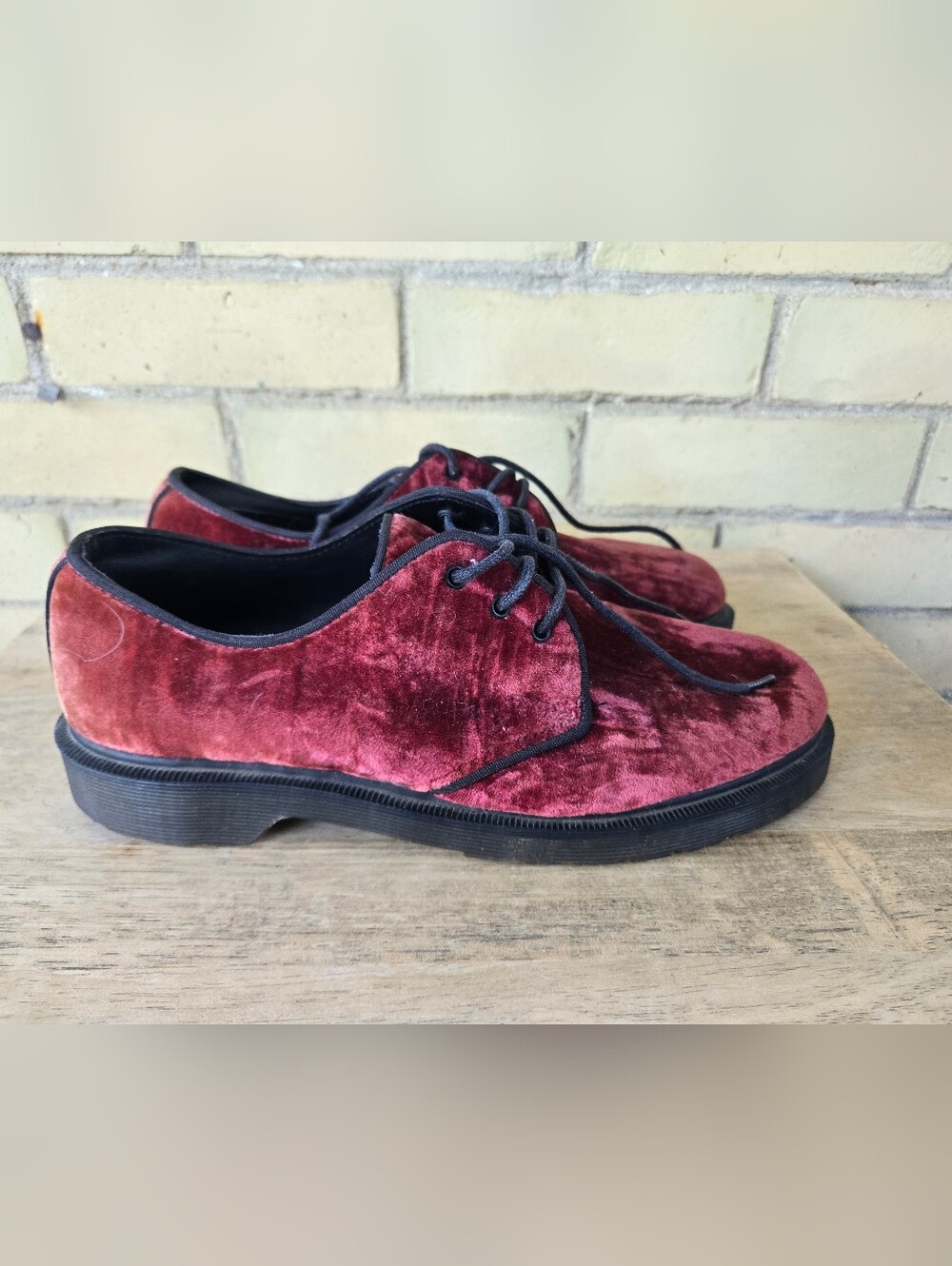 Dr. Martens Hugh Velvet Shoes